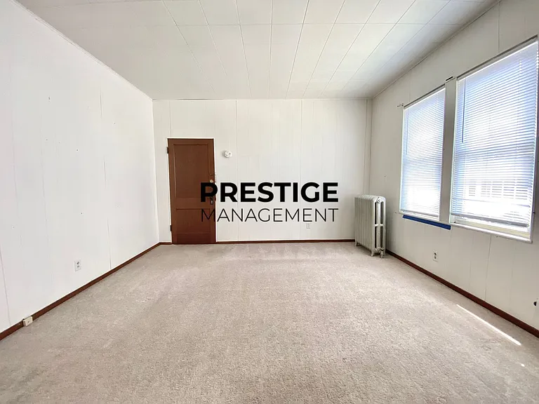 1113 Benedict St #2R — Photo 6