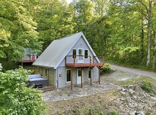 98 Sparkling Springs Rd, Fairview, NC 28730