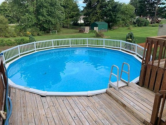 5th image of 113 Meadow Ln