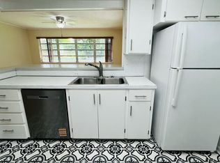 6831 Eastview Dr, Lake Worth, FL 33462