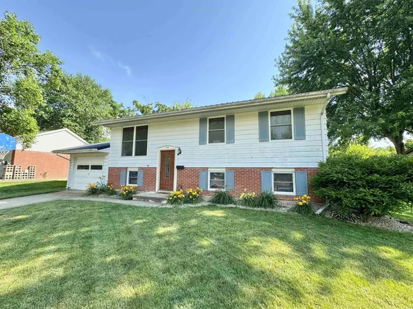 944 Tulip Dr, Peru, IN 46970