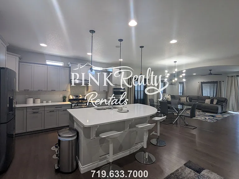 6810 Sedgerock Ln — Photo 10