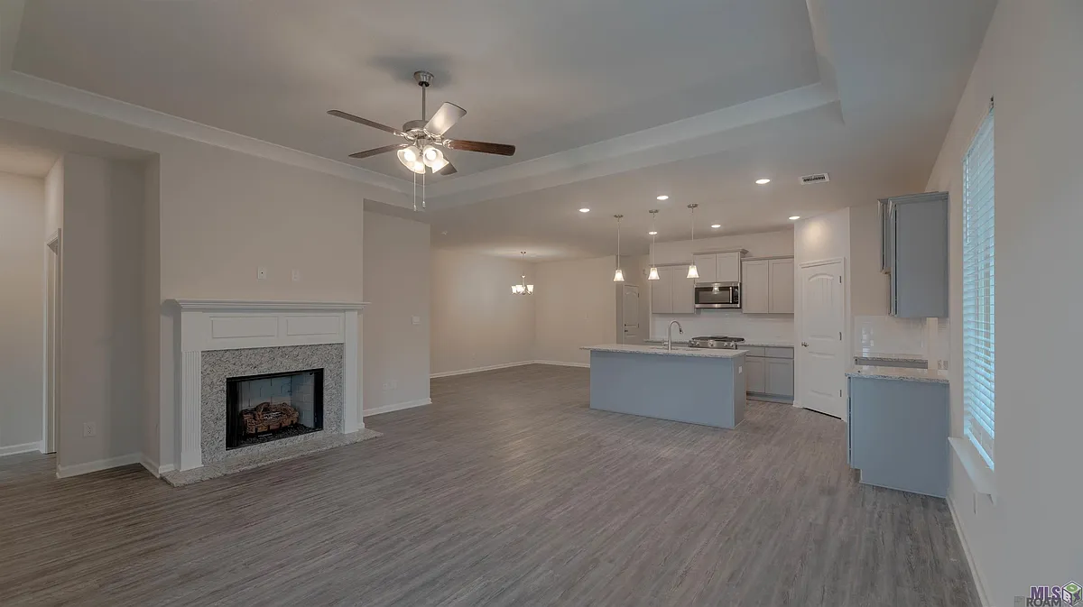Building Photo - 4644 Grenache Dr