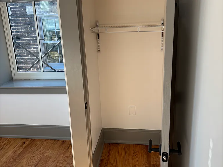1725 Elm St #18 — Photo 8