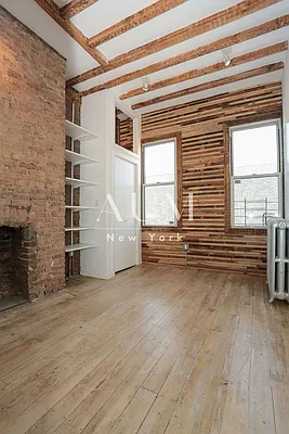 Rented by Zone Corp | media 12