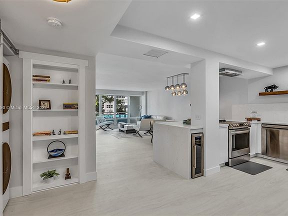 4th image of 3430 Galt Ocean Dr APT 303