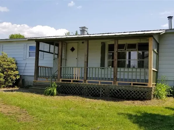 49 S 2nd Ave, Broadalbin, NY 12025