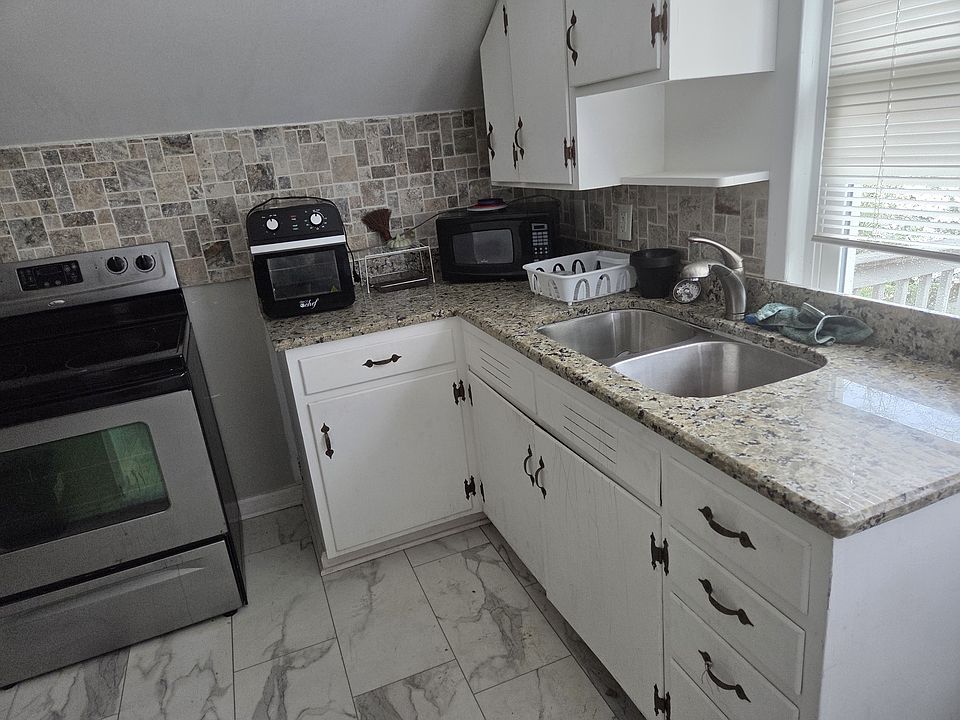 1st image of 3748 Garden City Blvd SE