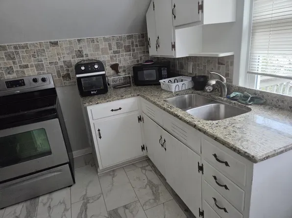 3748 Garden City Blvd SE, Roanoke, VA 24014