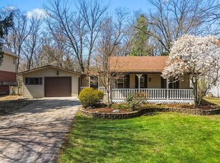 7730 Virginia Ct, Willowbrook, IL 60527