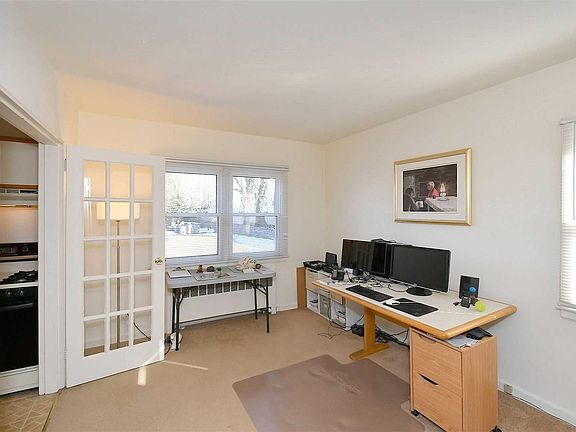 3rd image of 20 Gibson Ave APT 1A