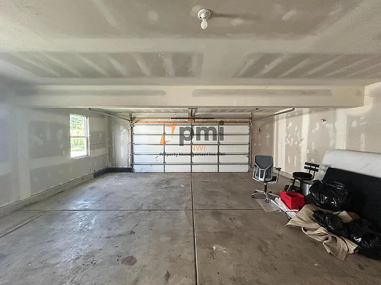 8039 W 127th Ln — Photo 18