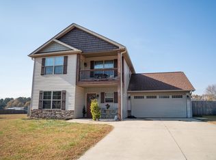 140 Manor House Ln, Chesnee, SC 29323