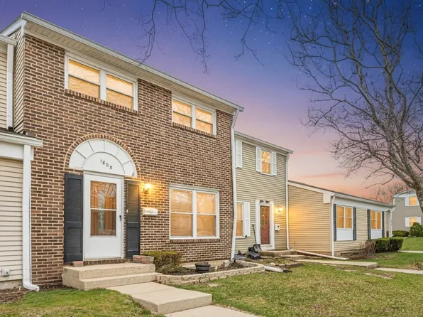 1808 Largo Ct, Schaumburg, IL 60194