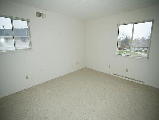 2nd image of 159 Grand Manor Dr