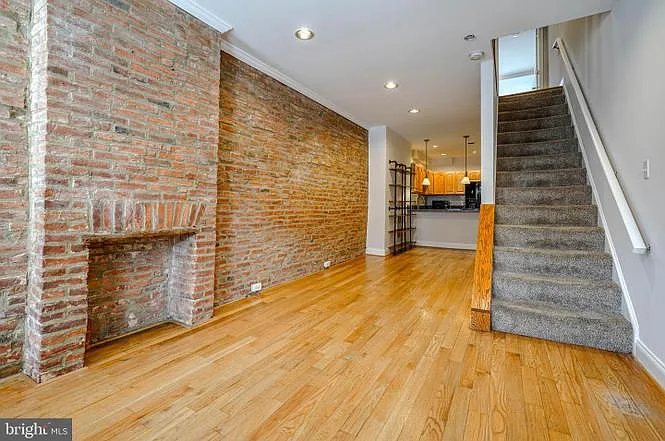 2 bed, 1224 sqft, $2,250 — Photo 2