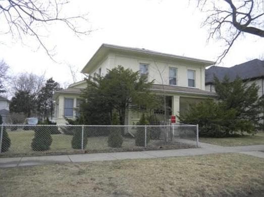 1st image of 426 N Genesee St APT 2
