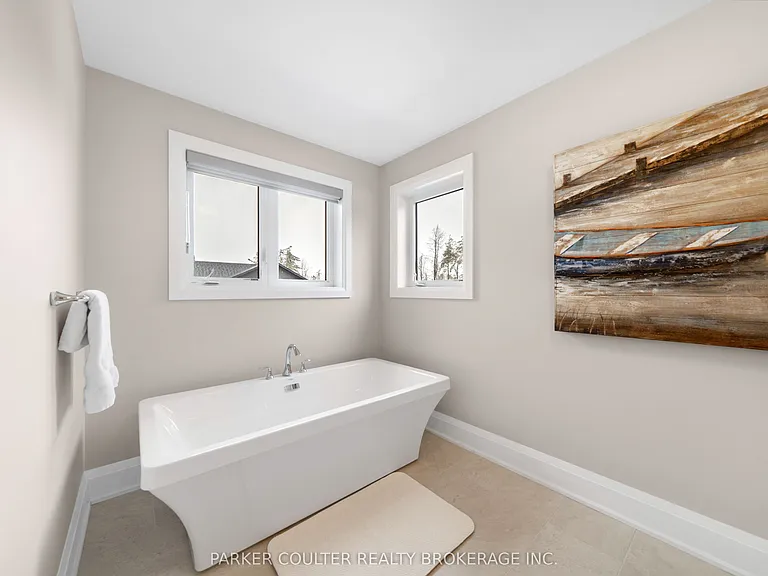 70 Georgian Grande Dr — Photo 29