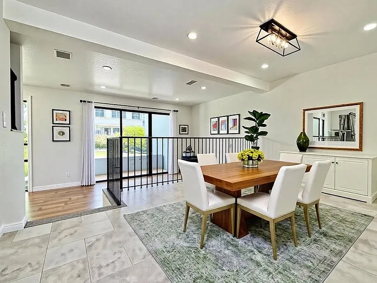 9 Serena Ct — Photo 4