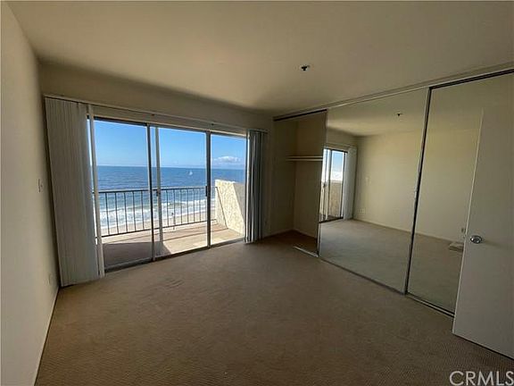 4th image of 555 Esplanade APT 113