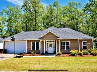 103 Thomas Ct, Sylvester, GA 31791
