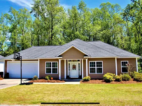 103 Thomas Ct, Sylvester, GA 31791