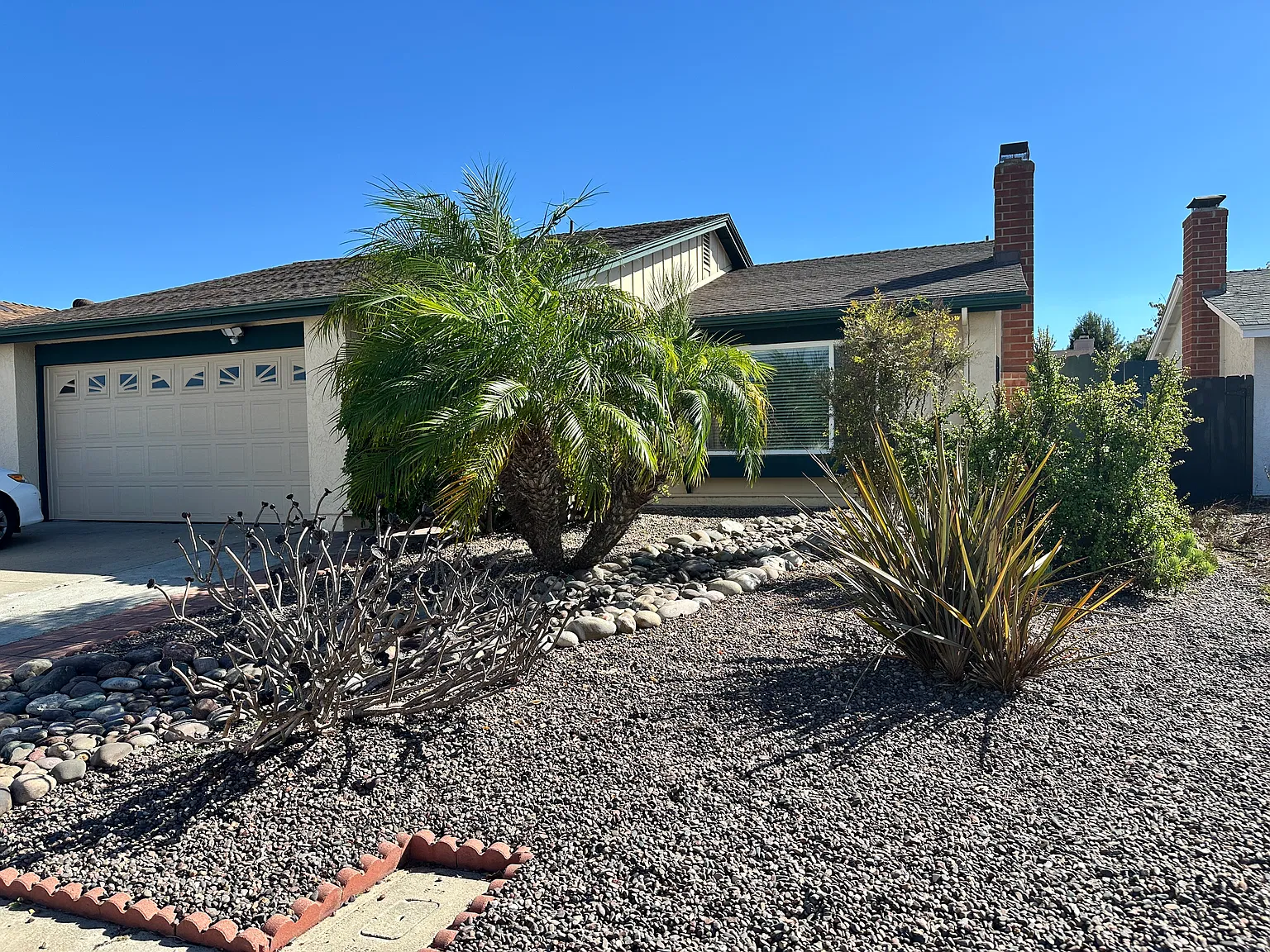 3 bed, 1266 sqft, $3,850 — Photo 1