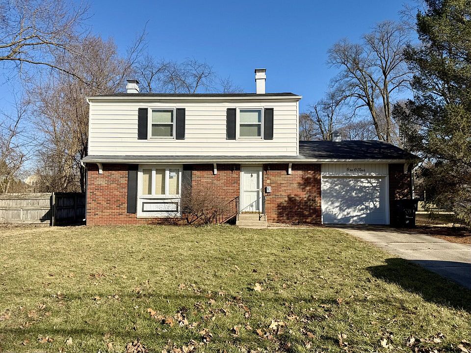 1st image of 104 Foster Ave