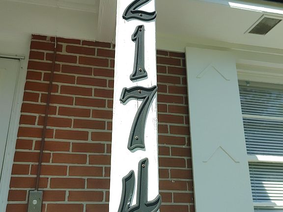 2nd image of 2174 Lake Dr