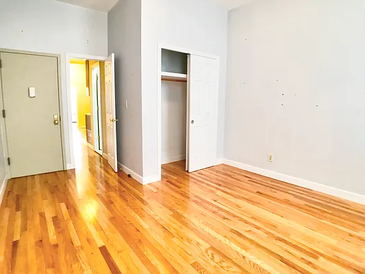 Rented by MySpaceNYC | media 13