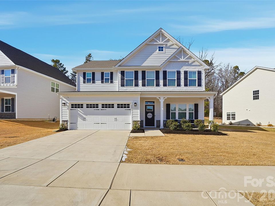 1st image of 804 Dogwood Creek Ln
