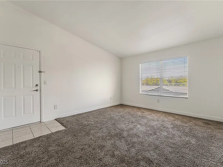 5055 W Hacienda Ave #2127 — Photo 6