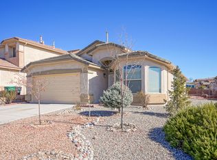 2055 Violeta Way SE, Rio Rancho, NM 87124