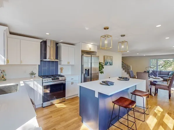 12 1st St, Malden, MA 02148