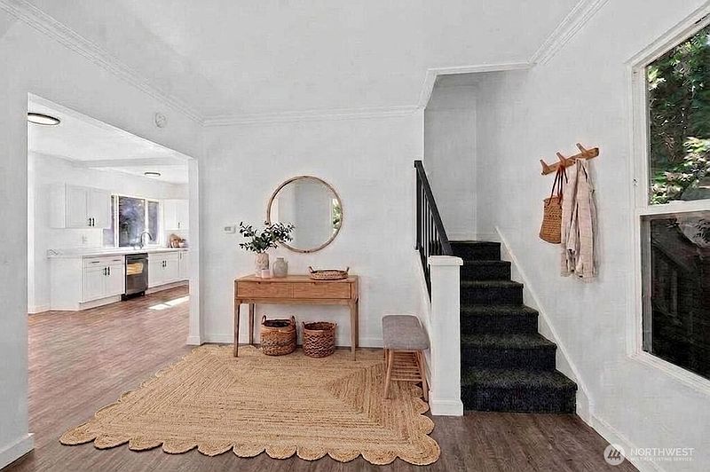 5th image of 1737 6th Street