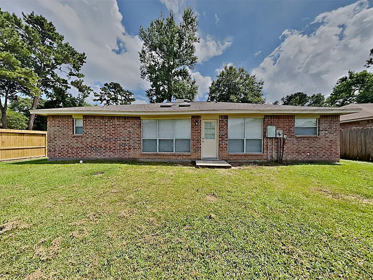 2631 Sherwood Hollow Ln — Photo 17