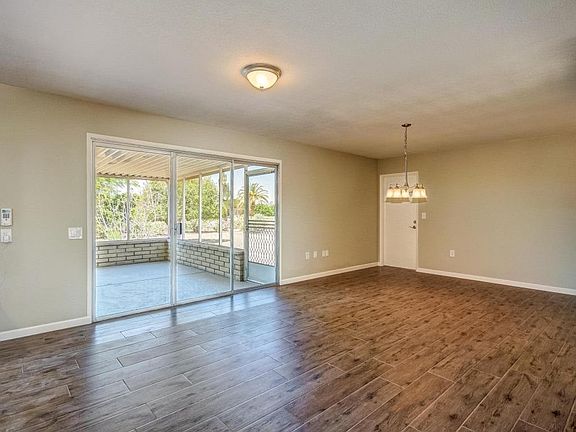 5th image of 10918 W Campana Dr