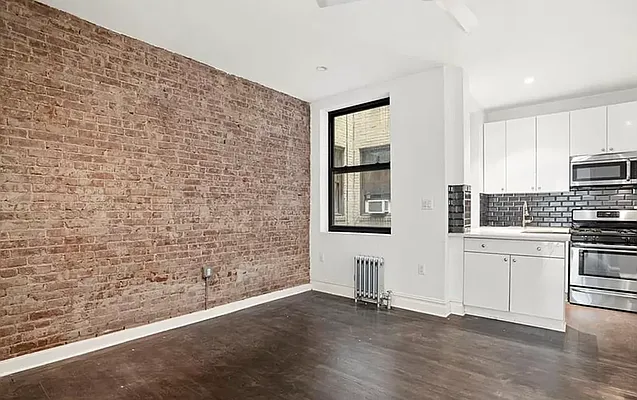 Rented by Outpost Brokerage LLC | media 38