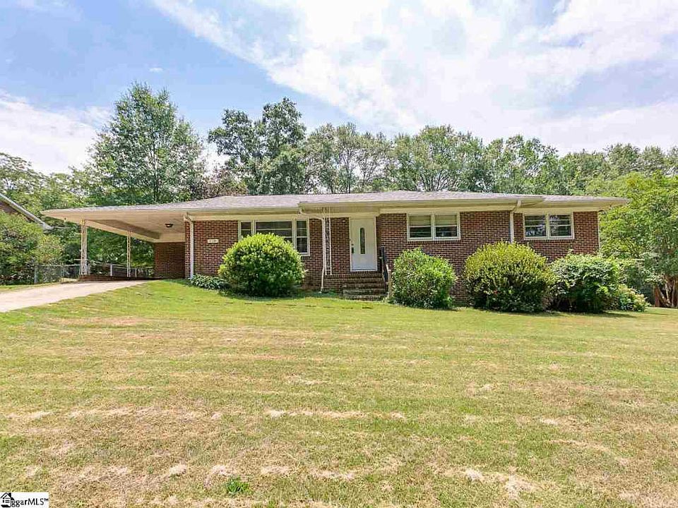 1st image of 119 Arrowhead Cir