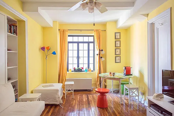 Rented by R New York | media 3