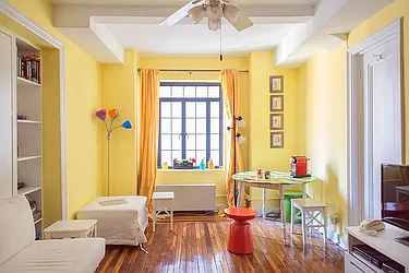 Rented by R New York