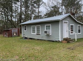 8985 W Rabby St, Bayou La Batre, AL 36509