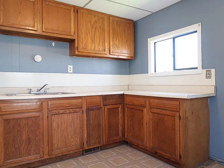 2430 Cudaback Ave #2 — Photo 11