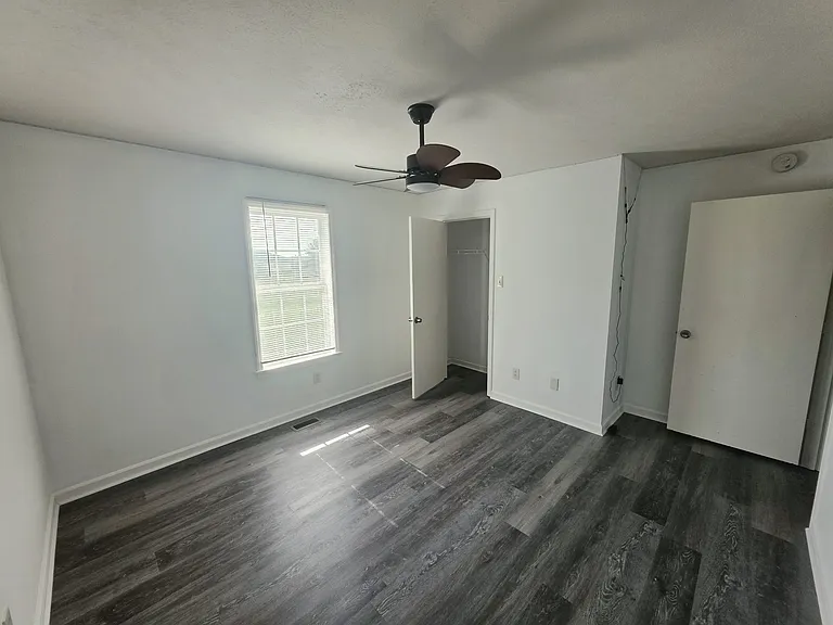 2347 Feedmill Rd — Photo 11