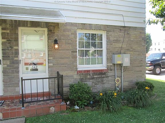 2nd image of 242 Kenna Dr