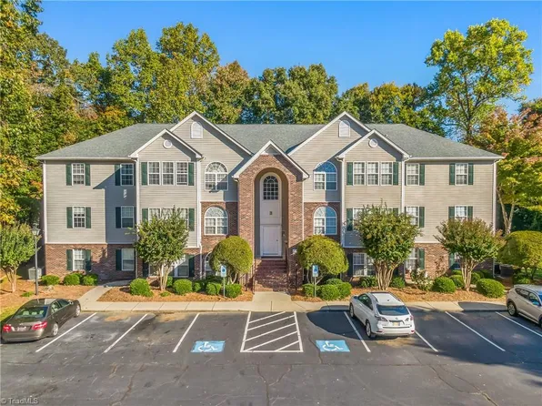 222 Timberline Ridge Ct, Winston Salem, NC 27106