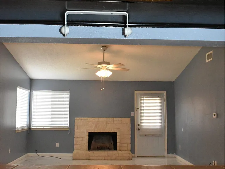 2014 High Bluff Dr — Photo 6