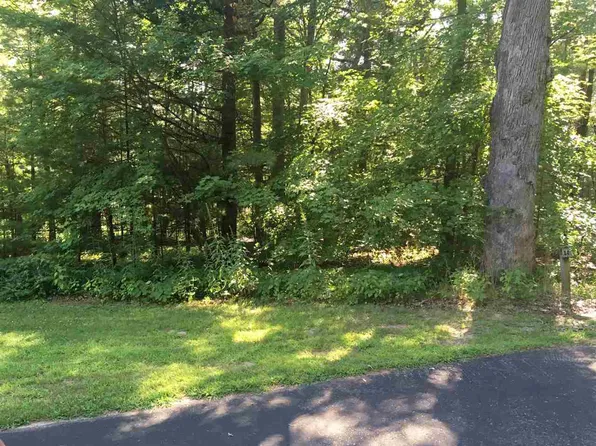 383 Oakbrook Drive #108, Wisconsin Dells, WI 53965