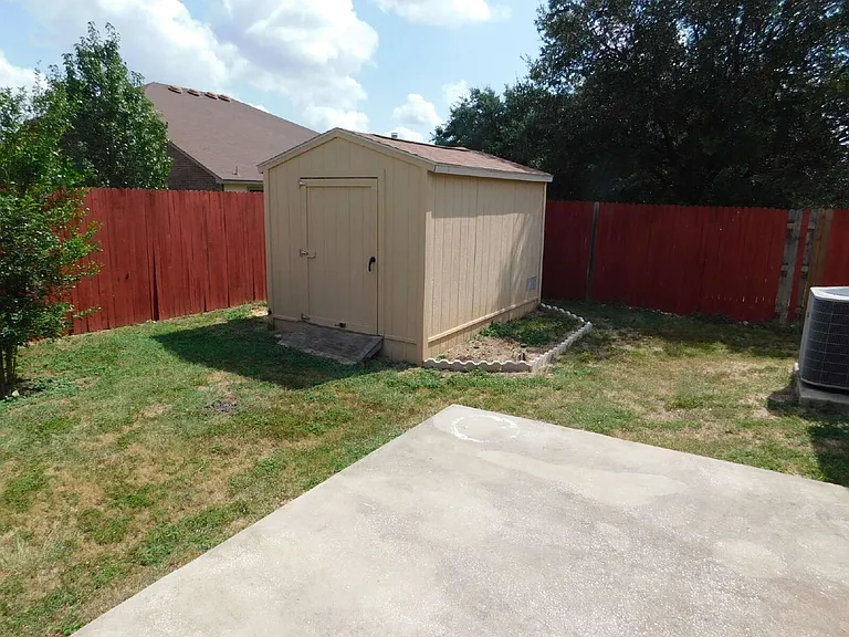 20719 Cape Coral — Photo 42