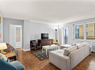 300 Peachtree St NE APT 20O, Atlanta, GA 30308